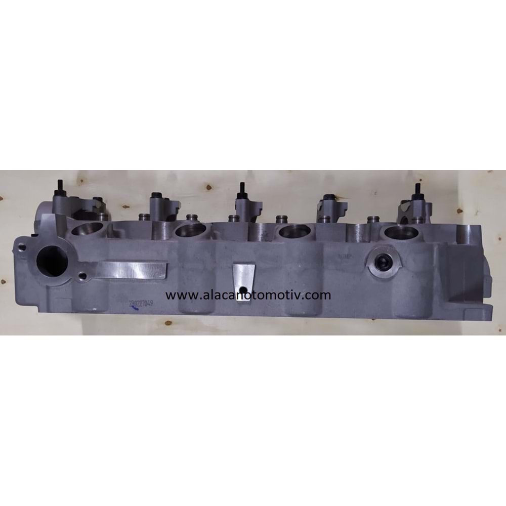 SİLİNDİR KAPAK (SUBAPSIZ) H100 94-96/L300 86-94 EM/L200 86-96 / PAJERO (YÜKSEK SUBAP)